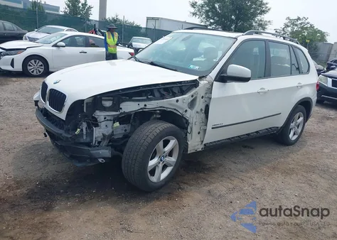 2013 BMW X5 xDrive35I/xDrive35I Premium/xDrive35I Sport Activity из США, поврежденный, VIN 5UXZV4C50D0E07685